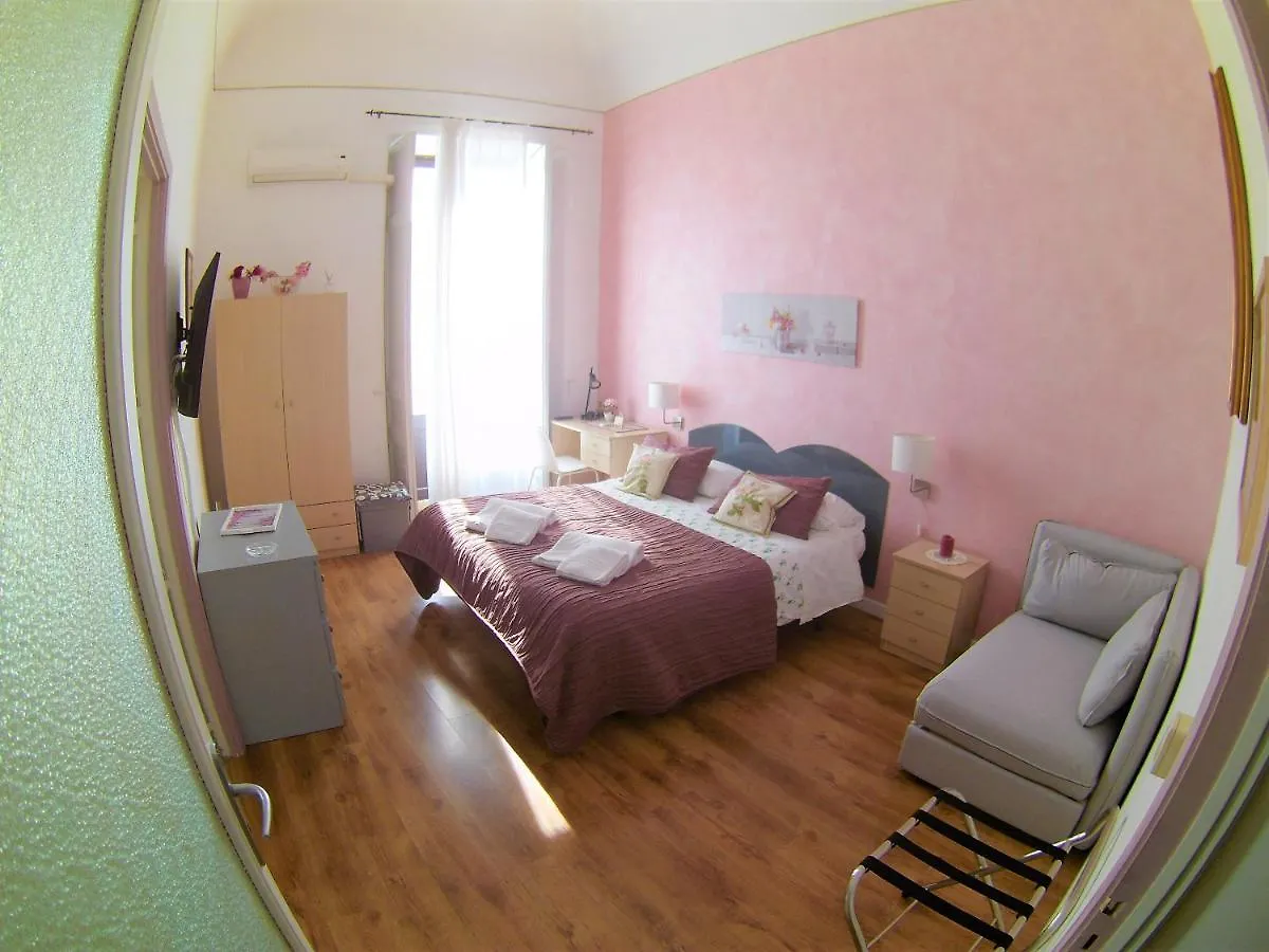 Duomo Sant'Agata Apartment كاتانيا 0*,  إيطاليا